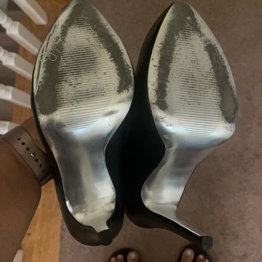 Shoes - Picture 6 of 6